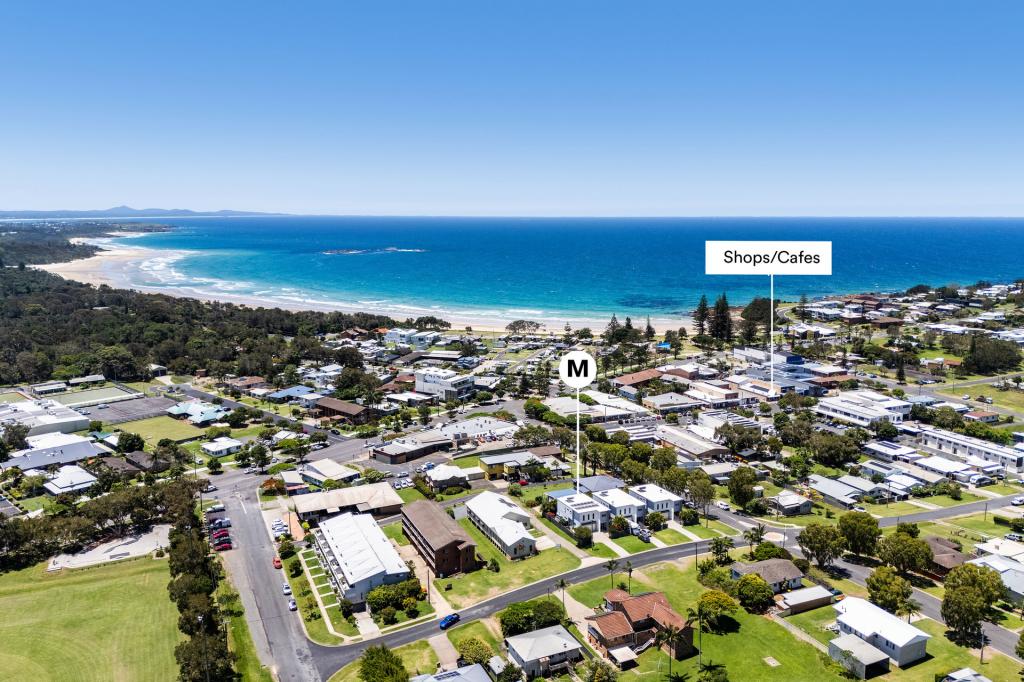 1/7 TRAFALGAR ST, WOOLGOOLGA, NSW 2456