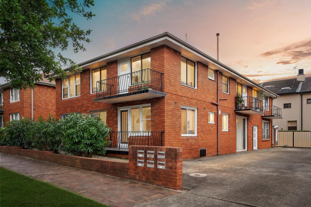 30 Barnsbury Gr, Dulwich Hill, NSW 2203