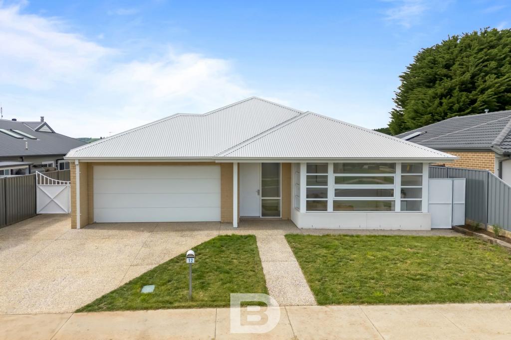 12 Barrett St, Lancefield, VIC 3435