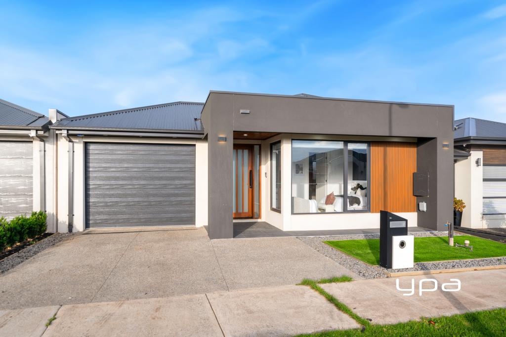 28 Senkaki St, Sunbury, VIC 3429