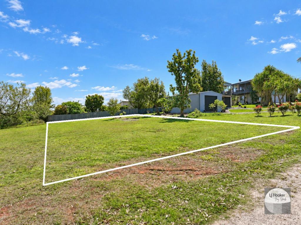 6 CARNATION CT, RUSSELL ISLAND, QLD 4184