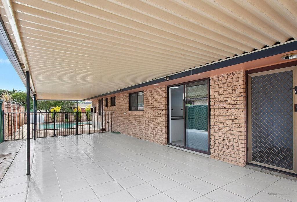 1 Matipo Pl, Palm Beach, QLD 4221