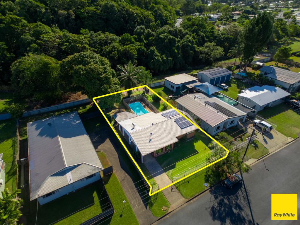 27 Nephrite St, Woree, QLD 4868