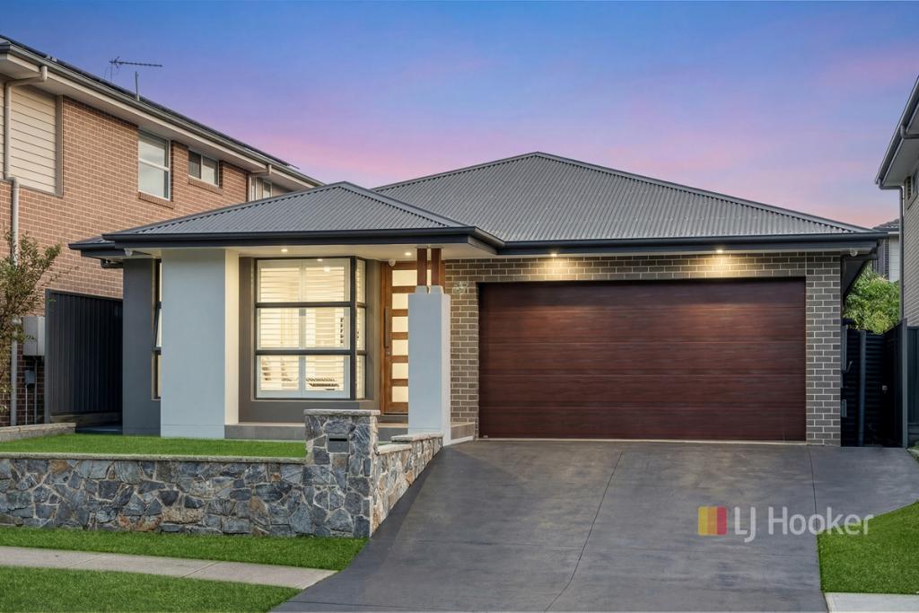 27 GRANTHAM ST, RIVERSTONE, NSW 2765