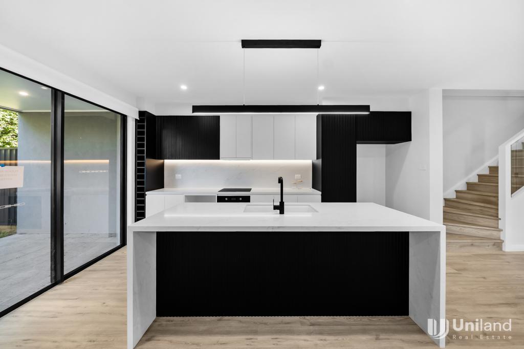 13C STEWART DR, CASTLE HILL, NSW 2154