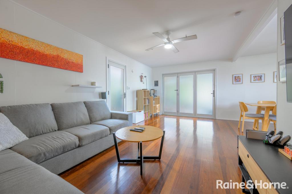 5 PATRICK ST, WEST GLADSTONE, QLD 4680