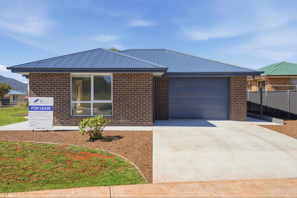 2 Peggy Pde, Scottsdale, TAS 7260