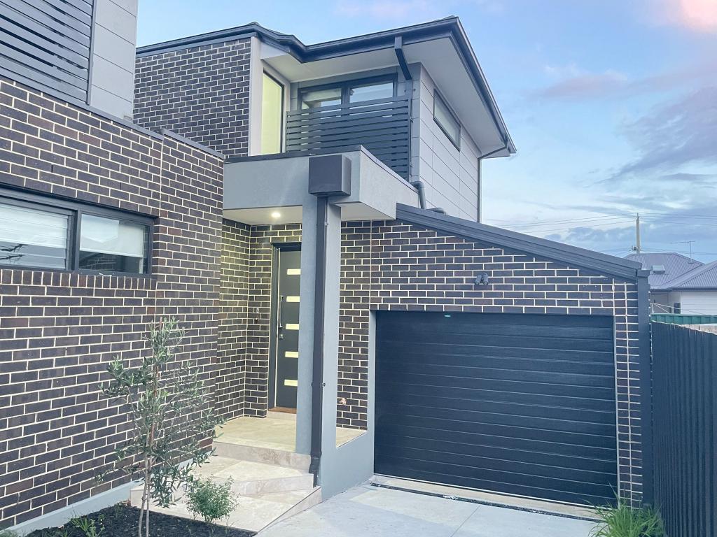 13 View St, Reservoir, VIC 3073