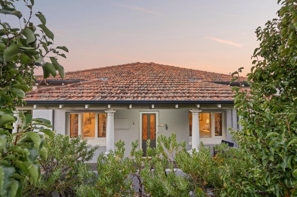 17 Surrey Rd, Rivervale, WA 6103