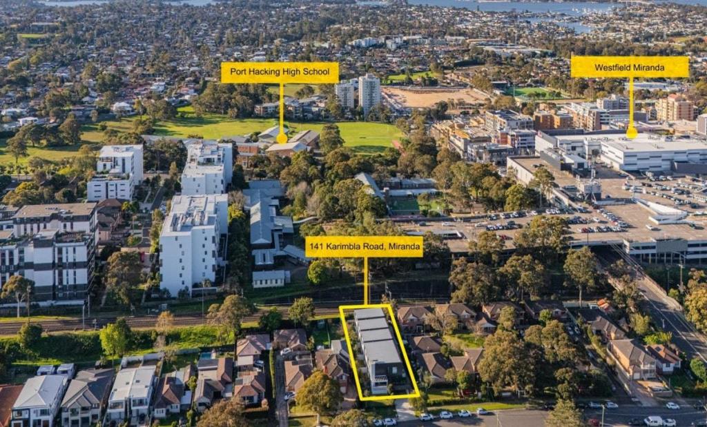 2/141 Karimbla Rd, Miranda, NSW 2228