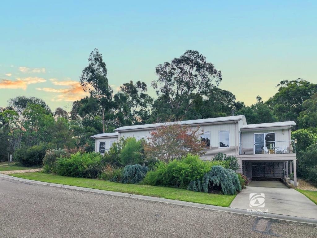8c Kingscote Dr, Metung, VIC 3904