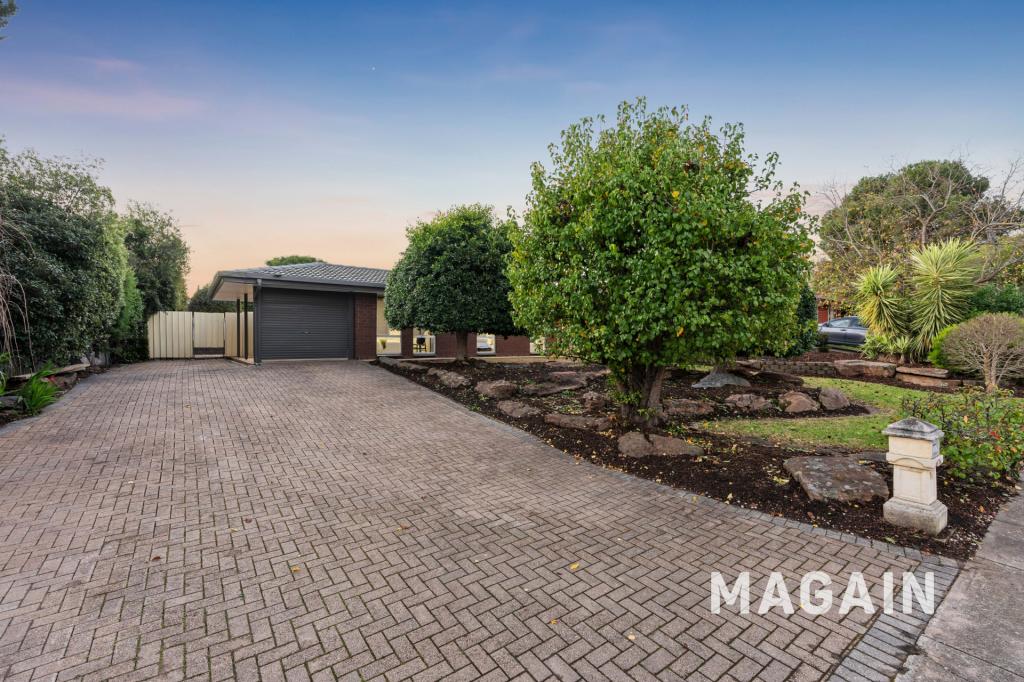 11 Kingsbridge Dr, Morphett Vale, SA 5162