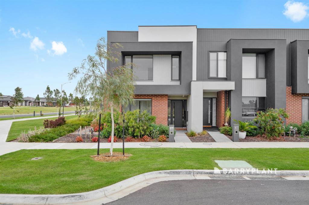 3 Fairground Prom, Berwick, VIC 3806