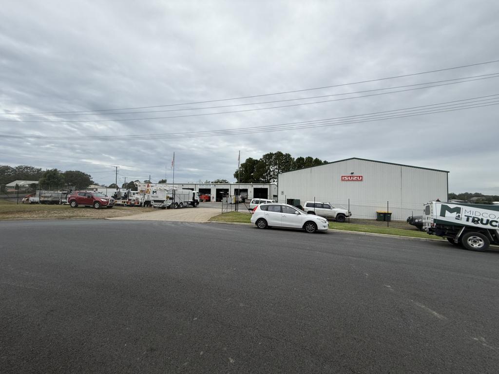 7 BINALONG WAY, MACKSVILLE, NSW 2447