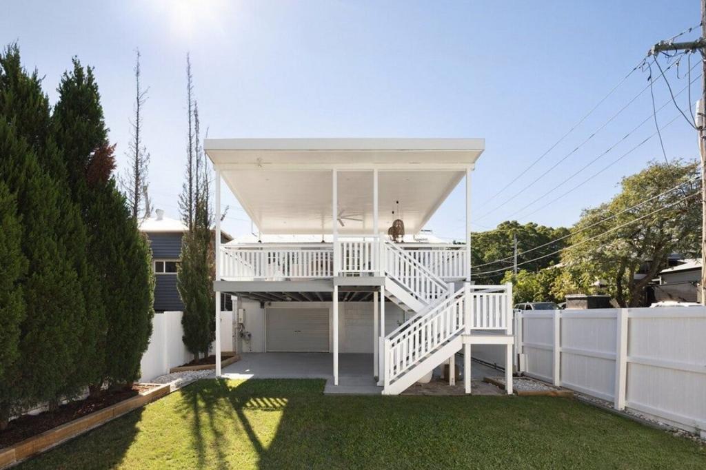 5 Bodalla St, Norman Park, QLD 4170