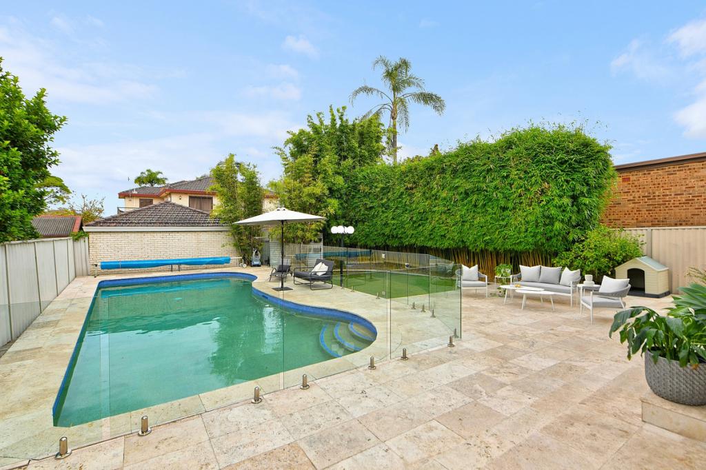 67 First Ave, Rodd Point, NSW 2046