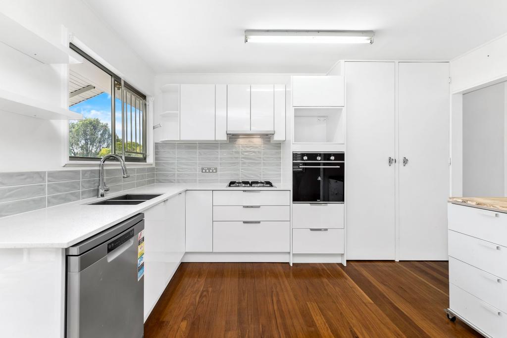 118 Hassall St, Corinda, QLD 4075