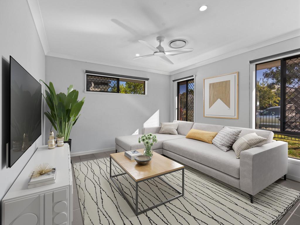 9 Maudsley Cres, Collingwood Park, QLD 4301