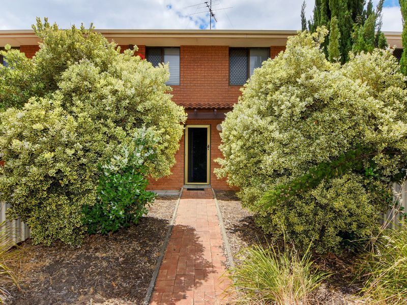 13/4 BRAUND ST, BUNBURY, WA 6230