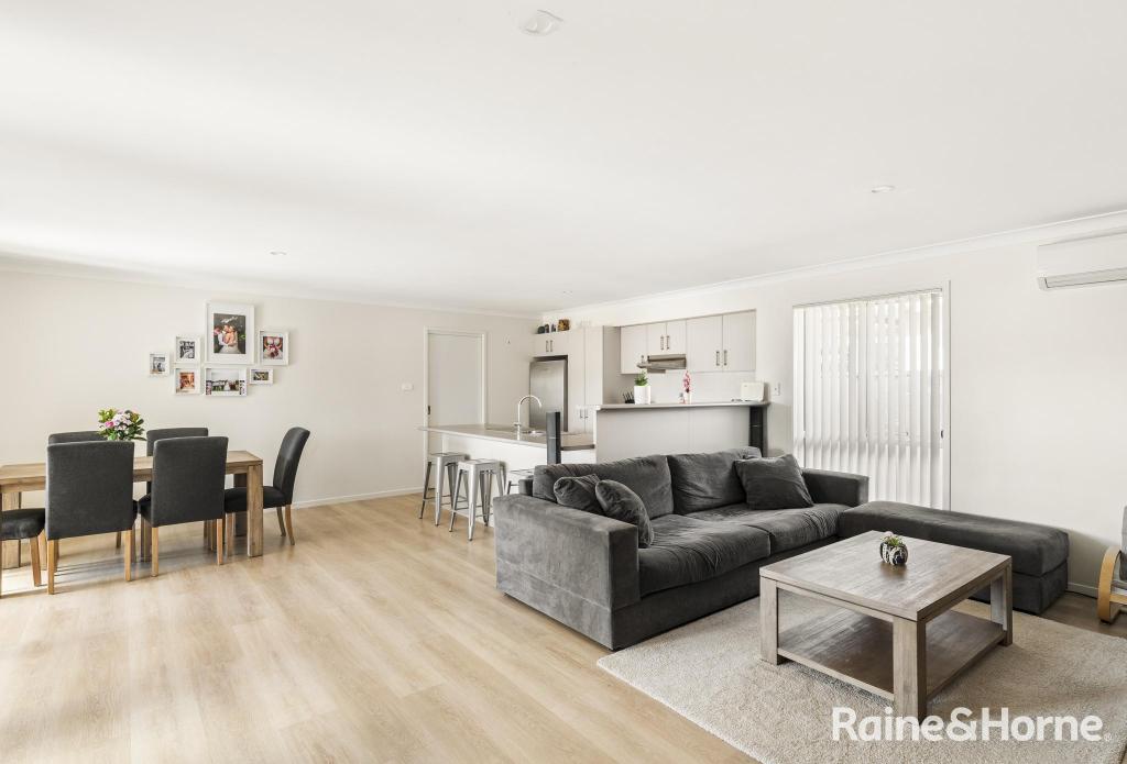 1/1 Palm Lilly Cl, Worrigee, NSW 2540