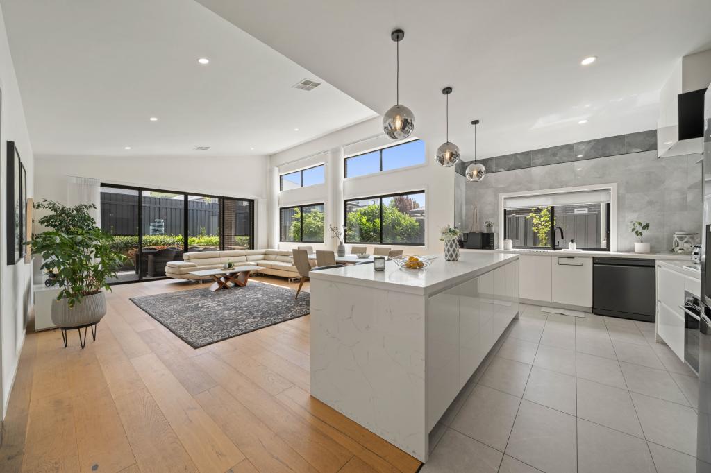 12 Ken Herde Cres, Taylor, ACT 2913