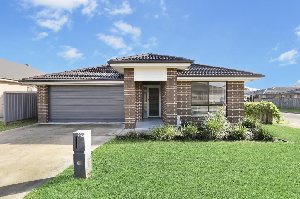 67 Alkira Cct, Horsley, NSW 2530