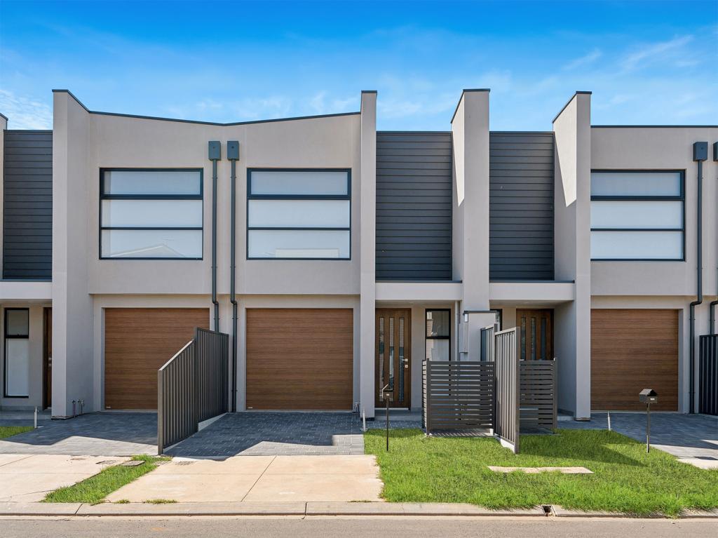 98 Boardwalk Dr, Paralowie, SA 5108