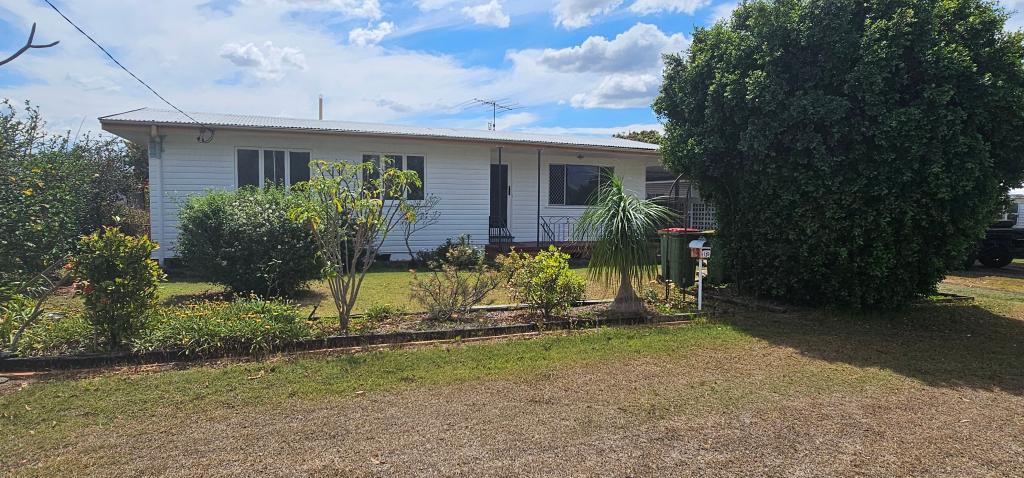 19 Skinner St, Gatton, QLD 4343