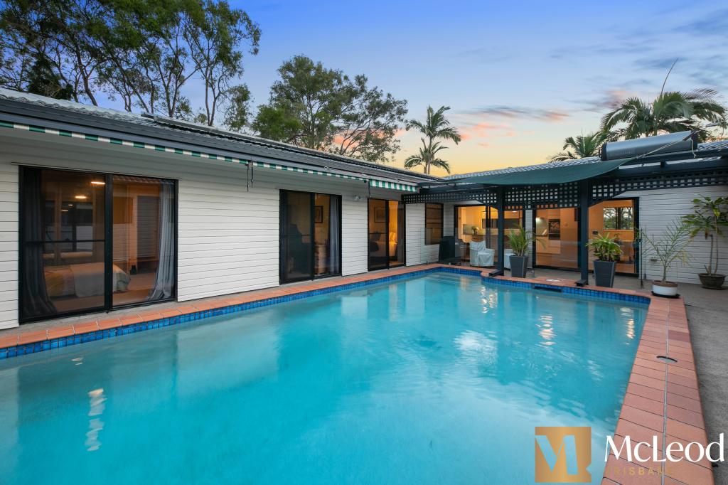 185 BURBONG ST, CHAPEL HILL, QLD 4069