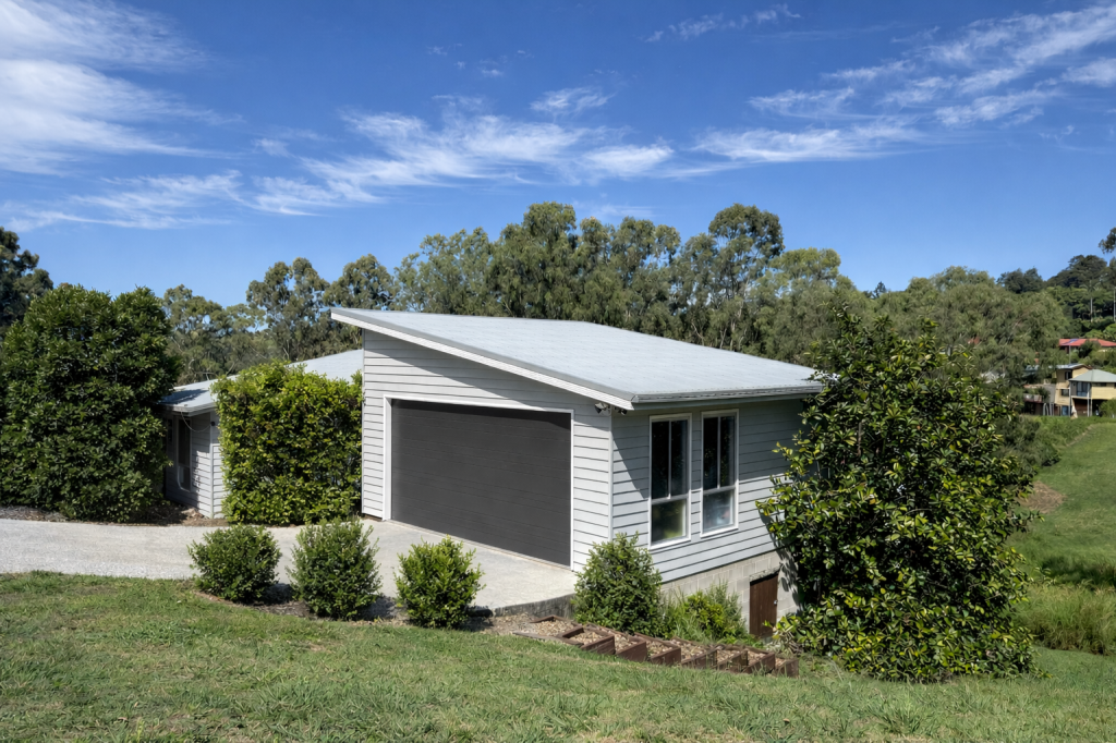 69 HILLCREST AVE, GOONELLABAH, NSW 2480