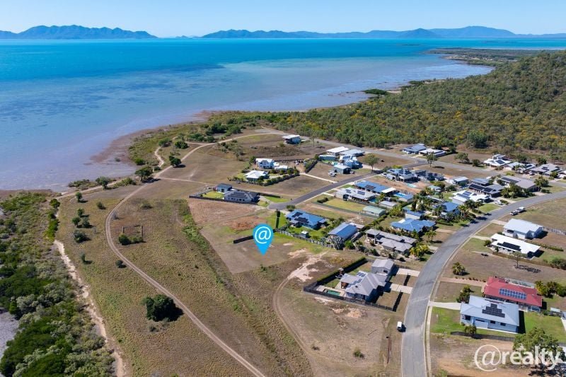 16 Marine Pde, Bowen, QLD 4805
