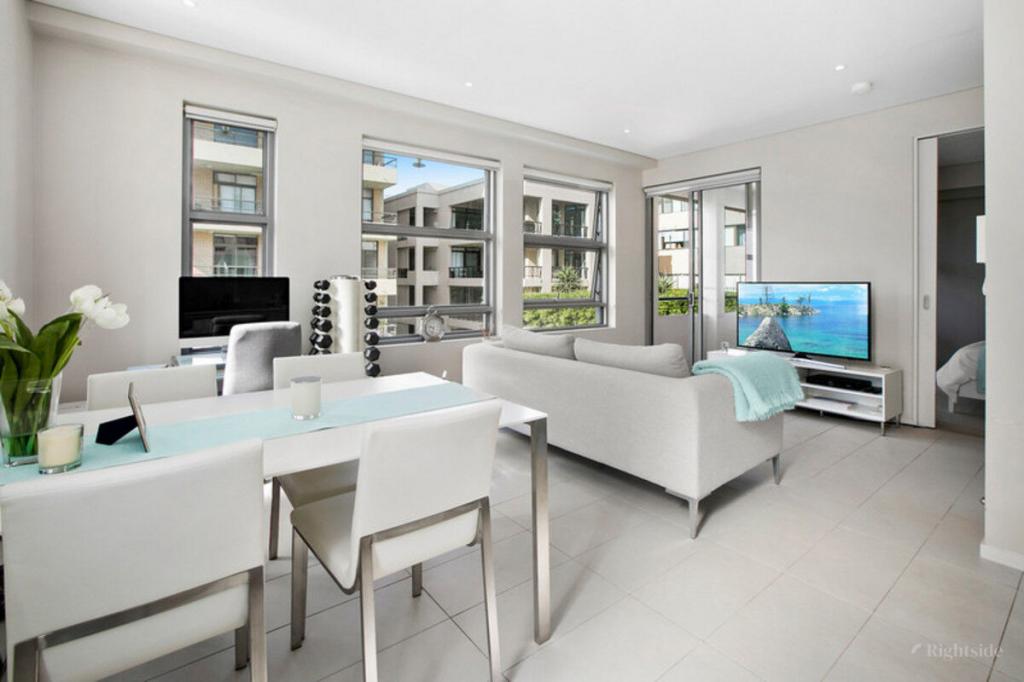 W208/8-28 THE CORSO, MANLY, NSW 2095