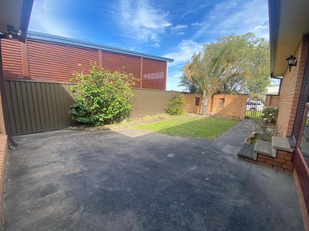 28 Boondilla Rd, The Entrance, NSW 2261