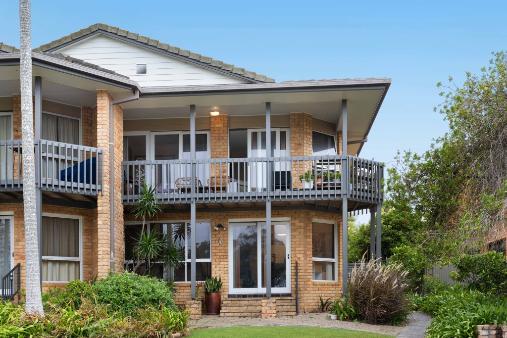 6/3 Parry Street Parry St, Lake Cathie, NSW 2445