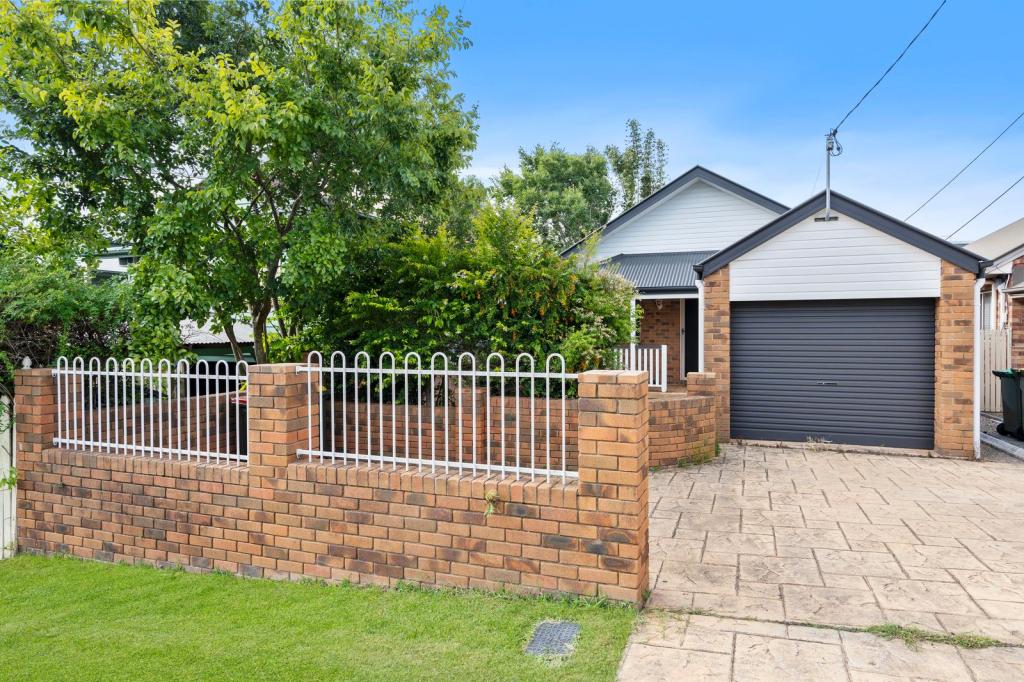 72 Stanley Rd, Camp Hill, QLD 4152