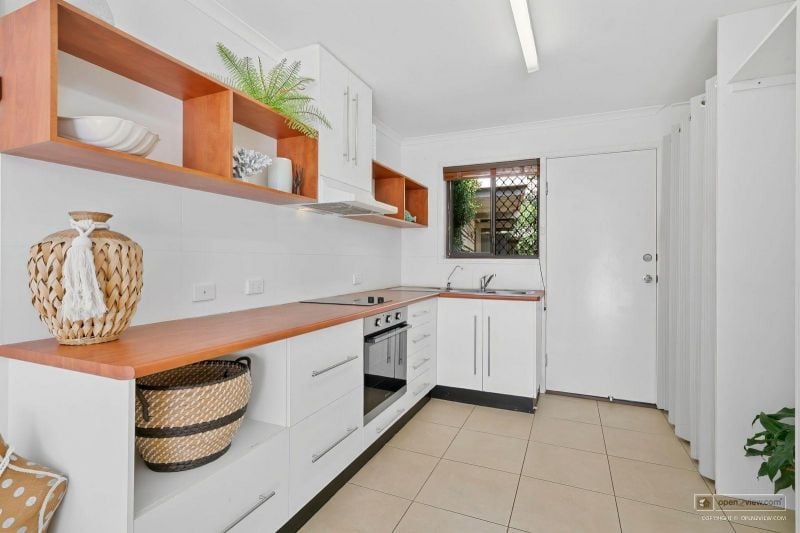 2/15 Margit Cres, Sunrise Beach, QLD 4567