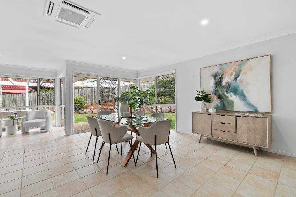 5 BANGALOW PL, ALBANY CREEK, QLD 4035