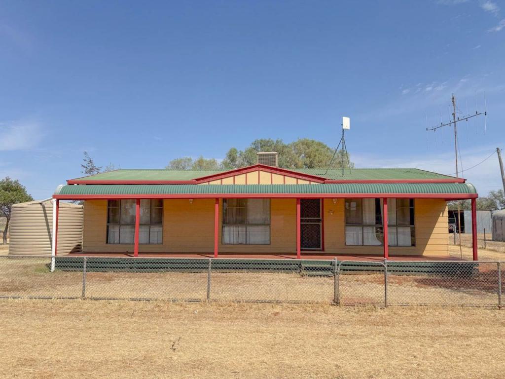 129 The Valley Way, Trundle, NSW 2875