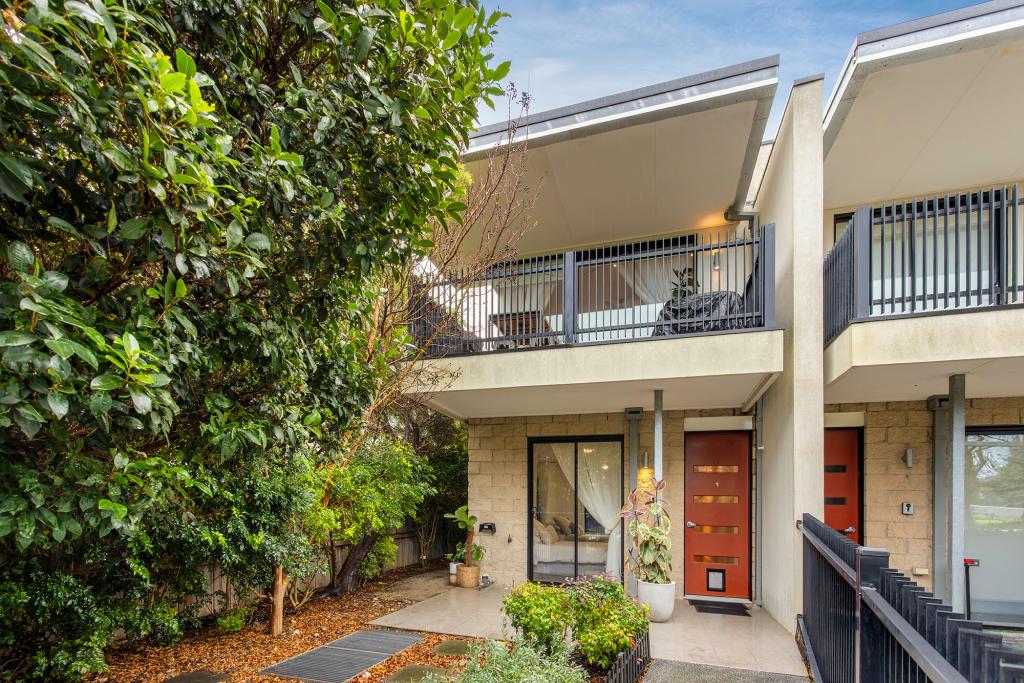 1/23 Barker St, Cheltenham, VIC 3192