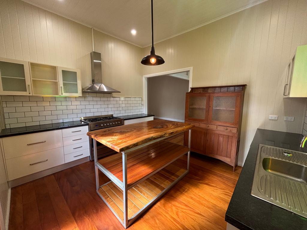 22 Ann St, Malanda, QLD 4885