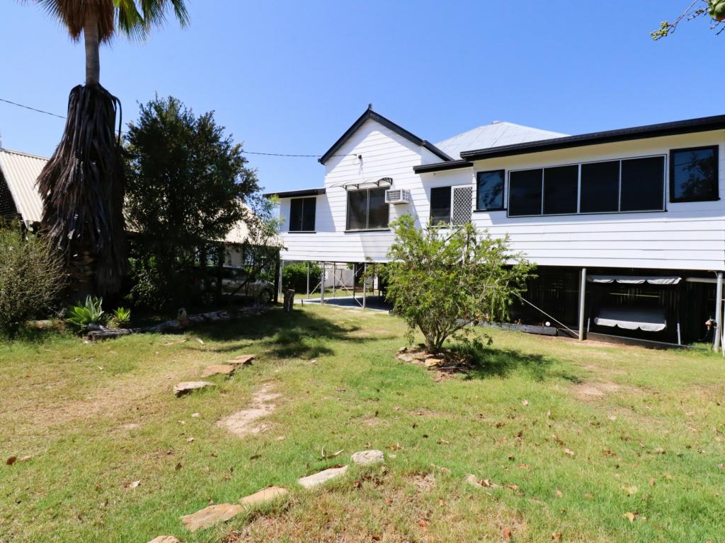 6 CONROY ST, ROMA, QLD 4455