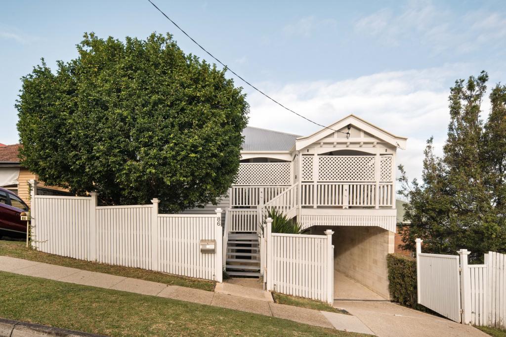 86 BAGE ST, NUNDAH, QLD 4012