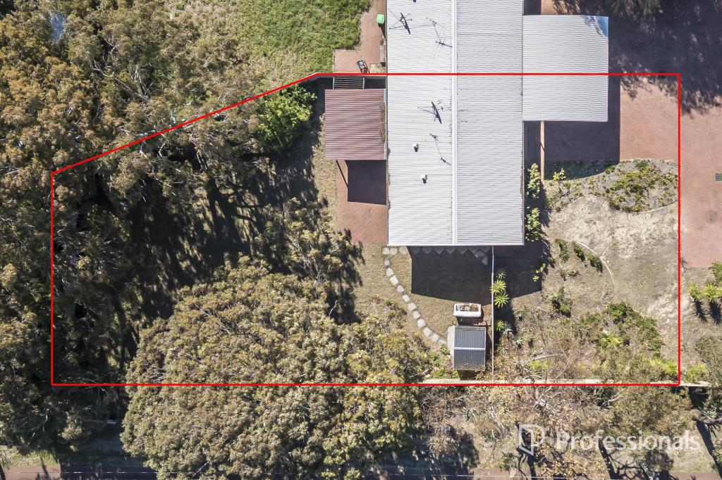 4/43 Golders Way, Girrawheen, WA 6064