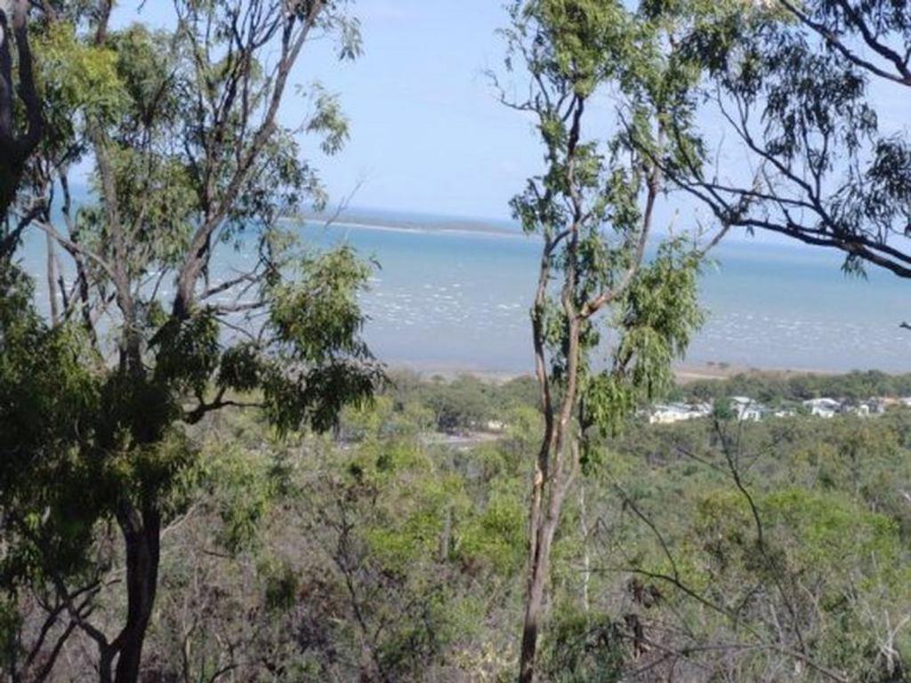 LOT 4 BRUCE HWY, CLAIRVIEW, QLD 4741