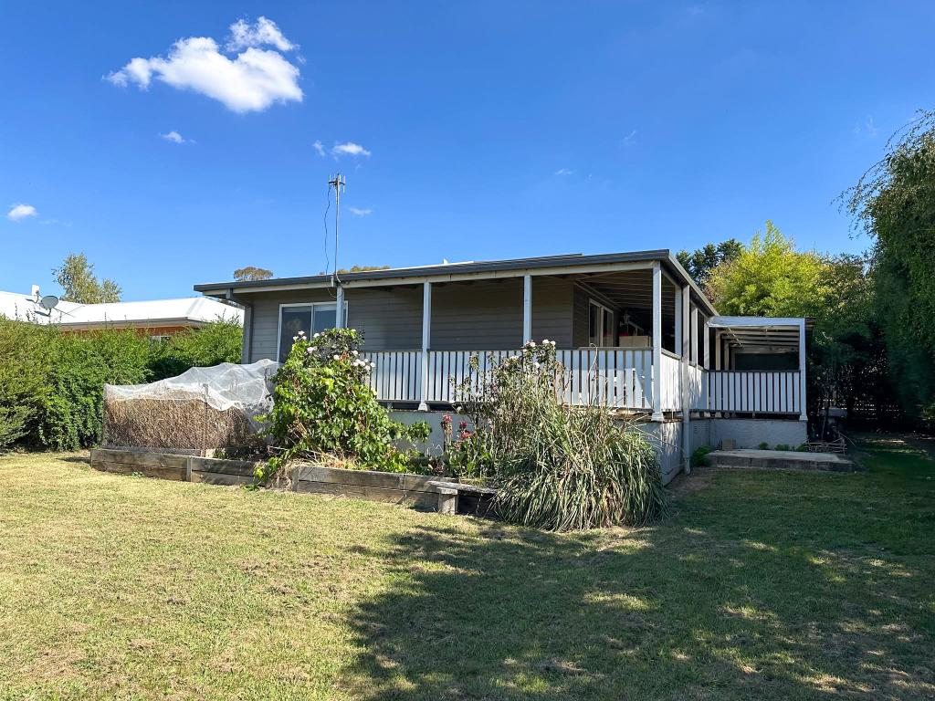 110 Albury St, Tumbarumba, NSW 2653