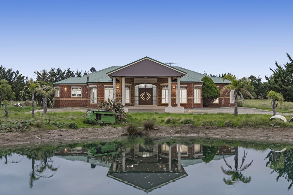 45 Mcleods Rd, Diggers Rest, VIC 3427