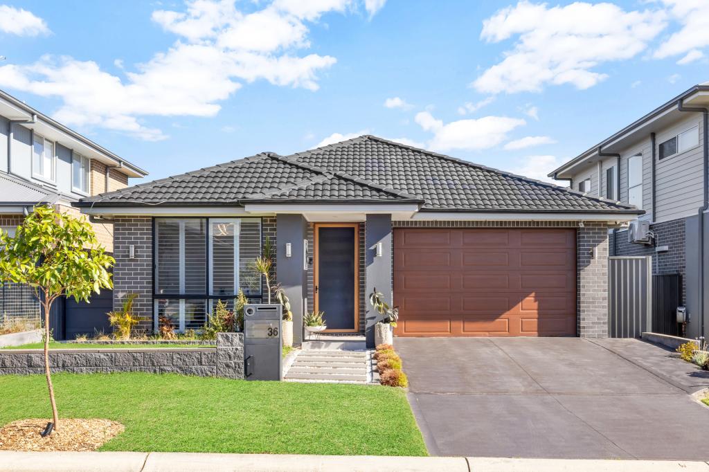 36 SANDALWOOD CRES, COLEBEE, NSW 2761