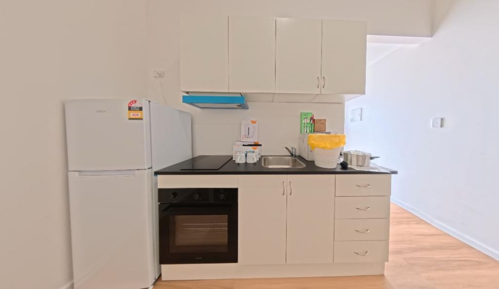 555 THE ESPLANADE, MIDDLE BEACH, SA 5501