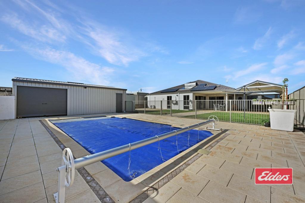 39 Reef Bvd, Drummond Cove, WA 6532