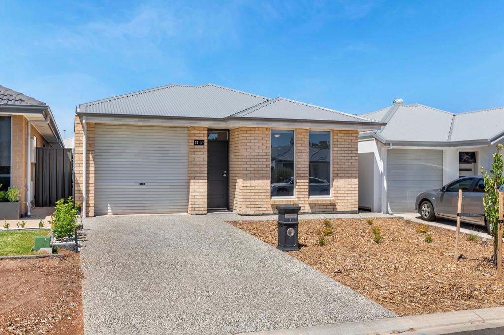 11 Maiolo Cres, Blakeview, SA 5114